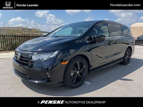 Used 2024 Honda Odyssey Sport image 1