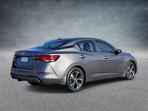 Used 2021 Nissan Sentra SV image 4