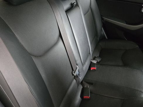 Used 2015 Hyundai Elantra Limited w/ Option Group 05 image 10