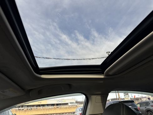 Used 2015 Subaru Legacy 3.6R Limited image 29