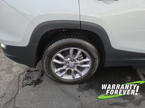 Used 2022 GMC Terrain SLT AWD/4WD image 21