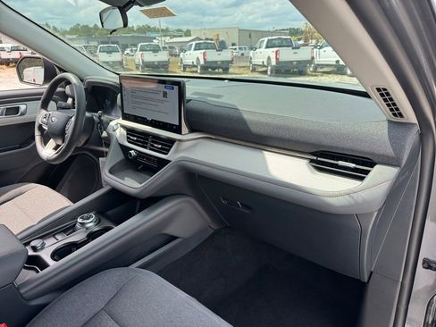New 2026 Ford Explorer Active RWD image 19