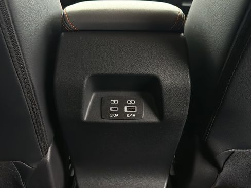 Certified 2024 Subaru Crosstrek 2.5i Limited w/ Crosstrek Mirror Package image 27