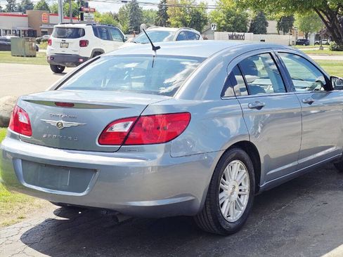 Used 2009 Chrysler Sebring Touring image 6