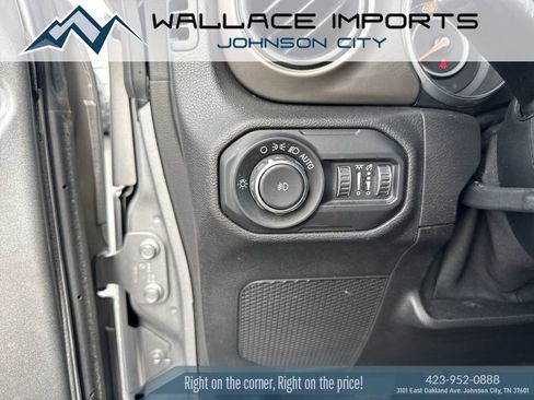 Used 2019 Jeep Wrangler Sport AWD/4WD image 31