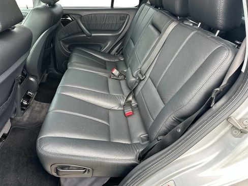 Used 2005 Mercedes-Benz ML 350 4MATIC image 11