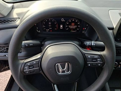 Used 2023 Honda Accord LX image 18
