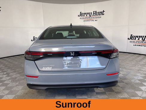 Used 2025 Honda Accord SE image 6