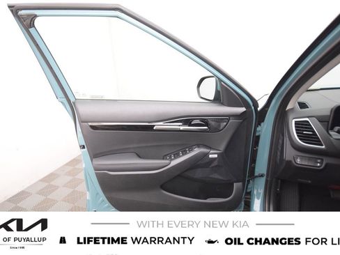 New 2026 Kia Seltos SX image 9