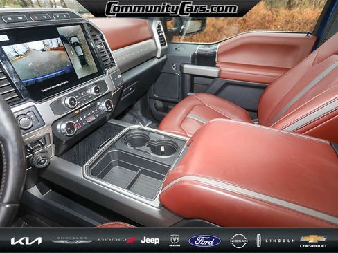 Used 2022 Ford F350 Platinum w/ FX4 Off-Road Package image 19