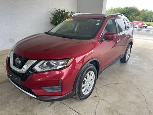 Used 2018 Nissan Rogue SV w/ Premium Package AWD/4WD image 2