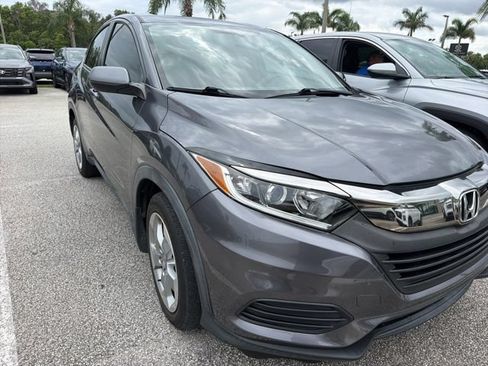 Used 2020 Honda HR-V LX image 3