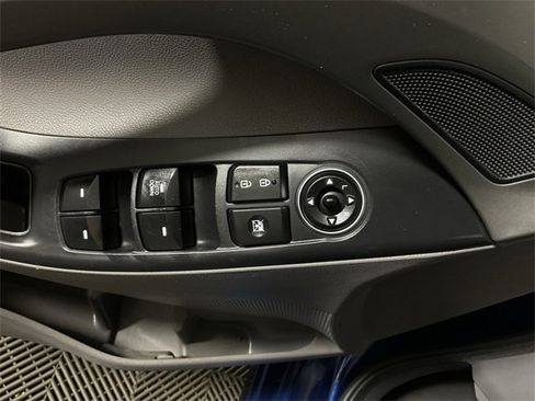 Used 2015 Hyundai Elantra SE image 13