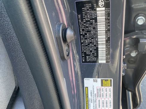 Certified 2025 Toyota Corolla SE w/ Convenience Package FWD image 28