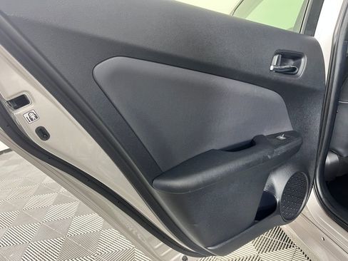 Used 2017 Toyota Prius Prime Premium image 12