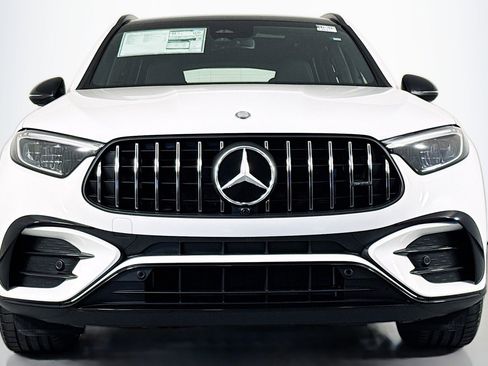 New 2026 Mercedes-Benz GLC 43 AMG 4MATIC image 2
