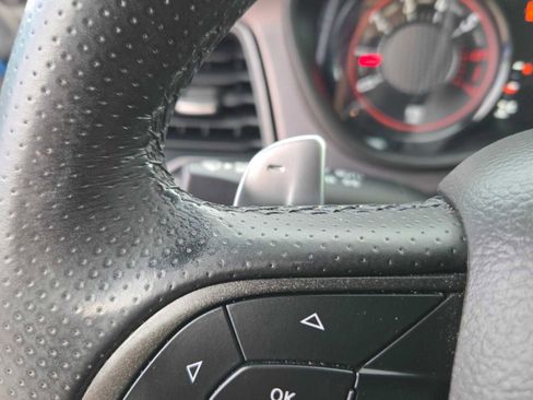 Used 2022 Dodge Challenger R/T w/ Driver Convenience Group image 31