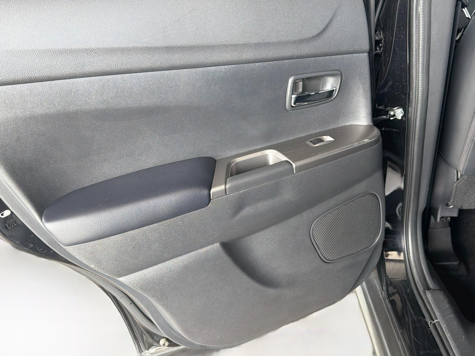 Used 2024 Mitsubishi Outlander Sport AWD image 24
