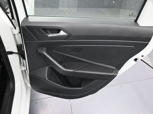 Used 2025 Volkswagen Jetta Sport FWD image 24