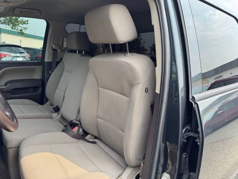 Used 2018 Chevrolet Silverado 1500 LT w/ LT Fleet Convenience Package AWD/4WD image 29