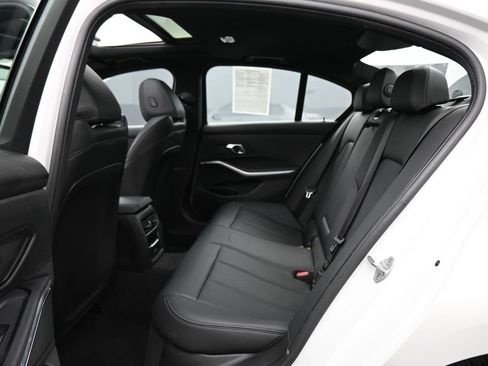 Used 2024 BMW 330i Sedan RWD image 17