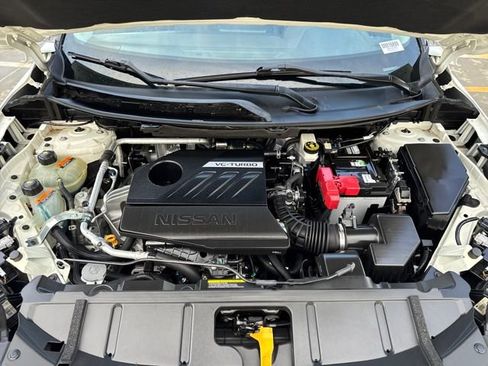 Used 2022 Nissan Rogue S image 28