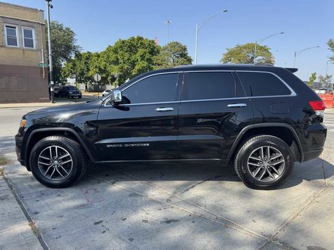 Used 2017 Jeep Grand Cherokee Limited image 8