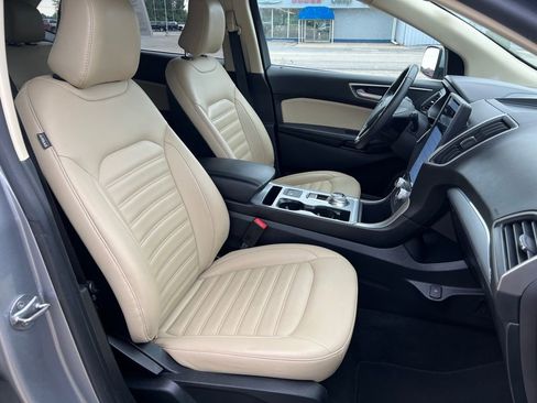 Used 2022 Ford Edge SEL image 13