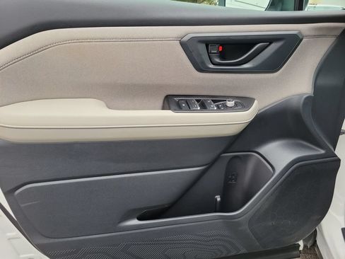 Certified 2026 Subaru Forester Premium AWD/4WD image 15