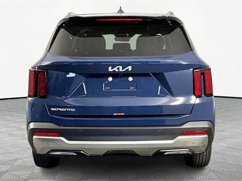 New 2026 Kia Sorento S w/ S Panoramic Sunroof Package image 5