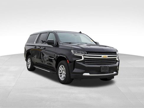Used 2021 Chevrolet Suburban LT w/ Rear Media and Nav Package image 1
