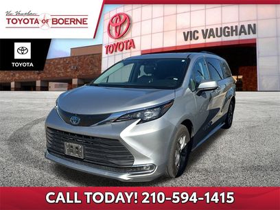 Used 2024 Toyota Sienna XLE