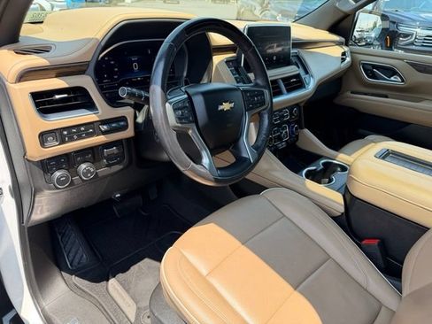 Used 2023 Chevrolet Tahoe Premier w/ Advanced Technology Package AWD/4WD image 21