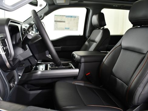 New 2026 Ford F350 Lariat w/ Black Appearance Package image 6