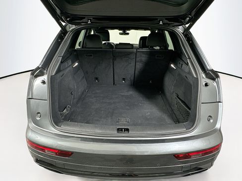Used 2025 Audi Q5 2.0T Premium AWD/4WD image 29