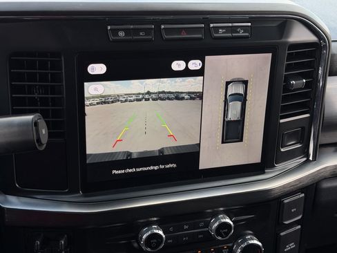 Used 2023 Ford F250 4x4 Crew Cab Super Duty image 23