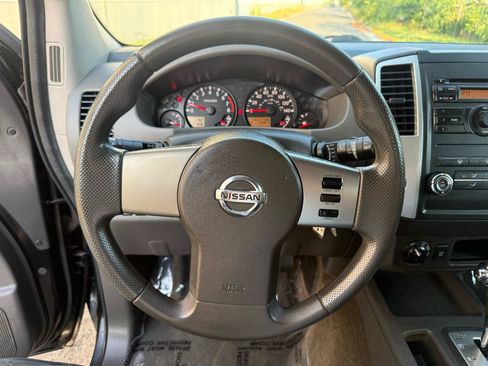 Used 2011 Nissan Xterra S AWD/4WD image 32