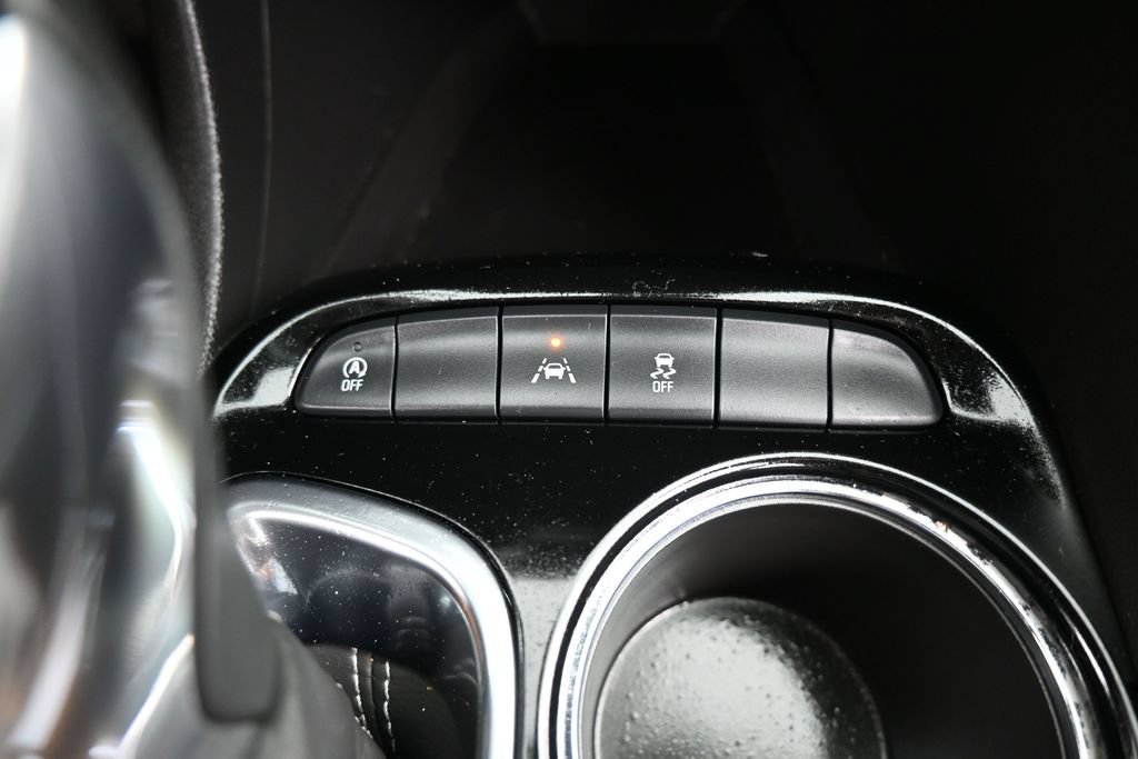 Used 2023 Buick Encore GX Select w/ Sport Touring Package FWD image 29