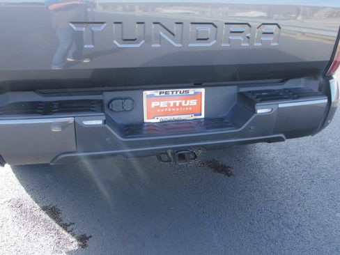Used 2022 Toyota Tundra Limited image 11