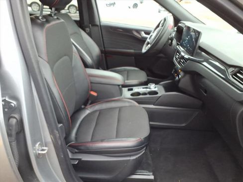 Used 2024 Ford Escape ST-Line w/ Tech Pack #1 image 25