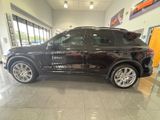 Used 2017 Porsche Cayenne S image 2