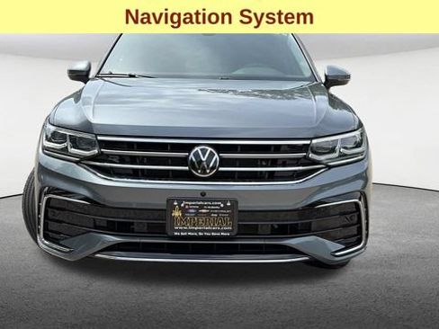 Used 2022 Volkswagen Tiguan SEL R-Line AWD/4WD image 4