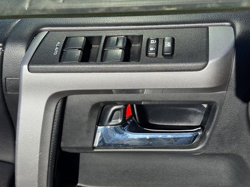 Used 2017 Toyota 4Runner SR5 image 24