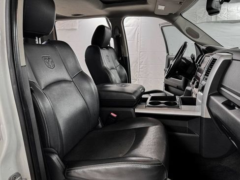 Used 2010 Dodge Ram 2500 Truck Laramie w/ Chrome Accents Group AWD/4WD image 10
