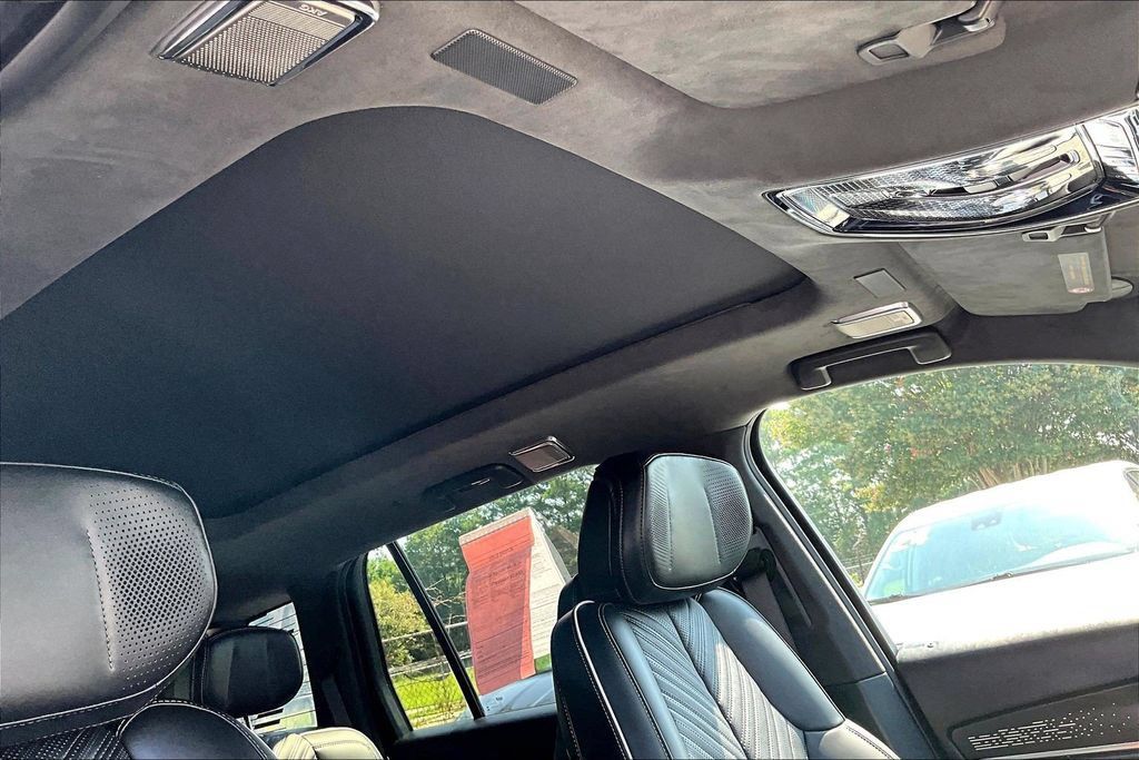 Certified 2026 Cadillac Vistiq Platinum w/ LPO, Floor Liner Package AWD/4WD image 28