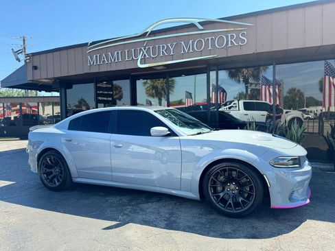 Used 2020 Dodge Charger SRT Hellcat w/ Harman/Kardon Audio Group RWD image 1