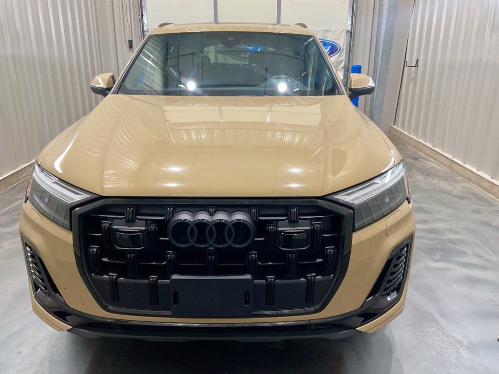 Used 2025 Audi Q7 3.0T Premium Plus AWD/4WD image 5