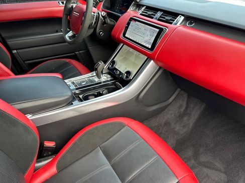 Used 2022 Land Rover Range Rover Sport HST image 15