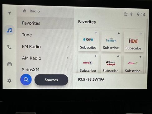 Used 2025 Toyota RAV4 XSE w/ Weather Package image 27