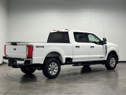 Used 2024 Ford F250 XLT image 8
